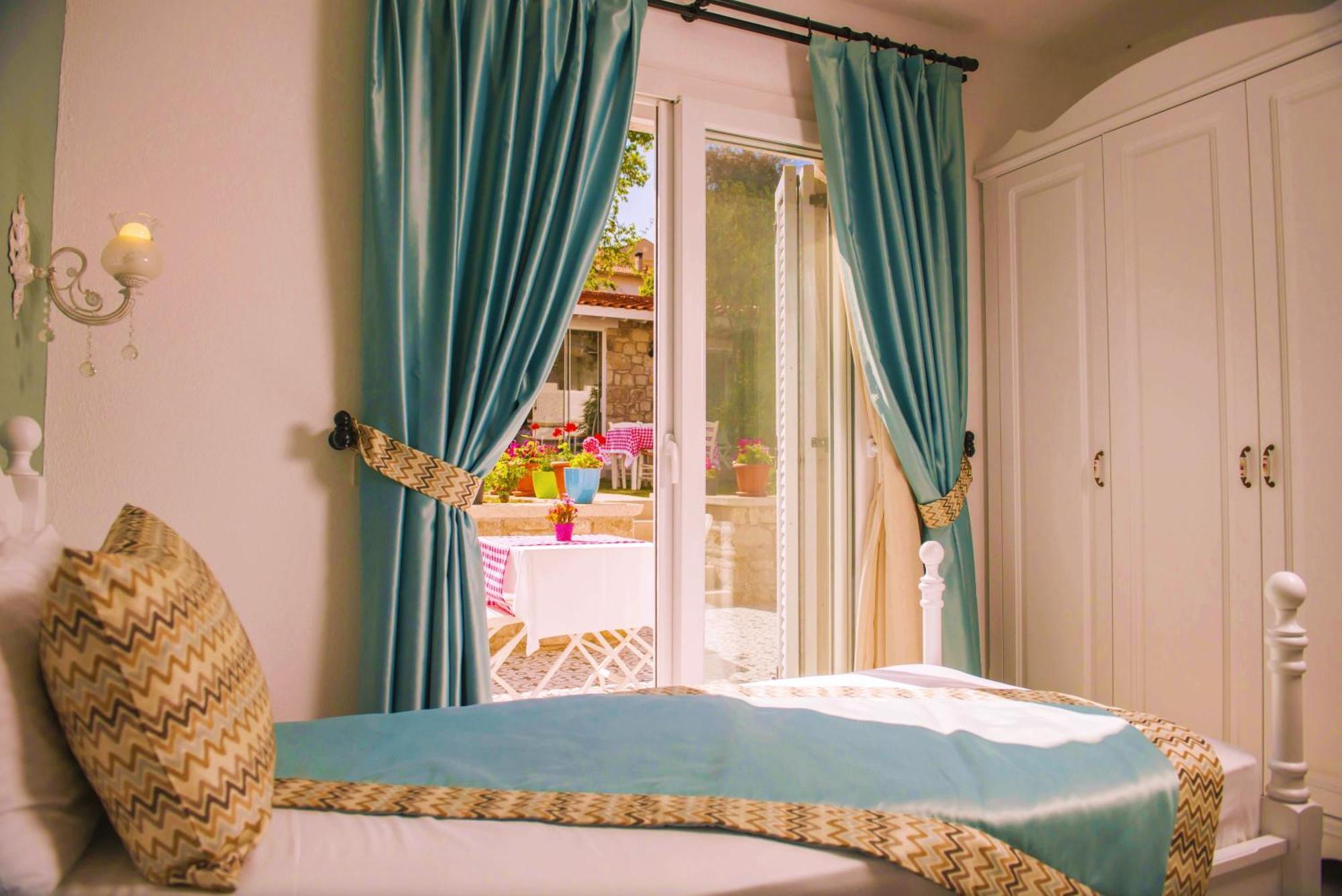 Selin Hotel Alacati Exterior photo
